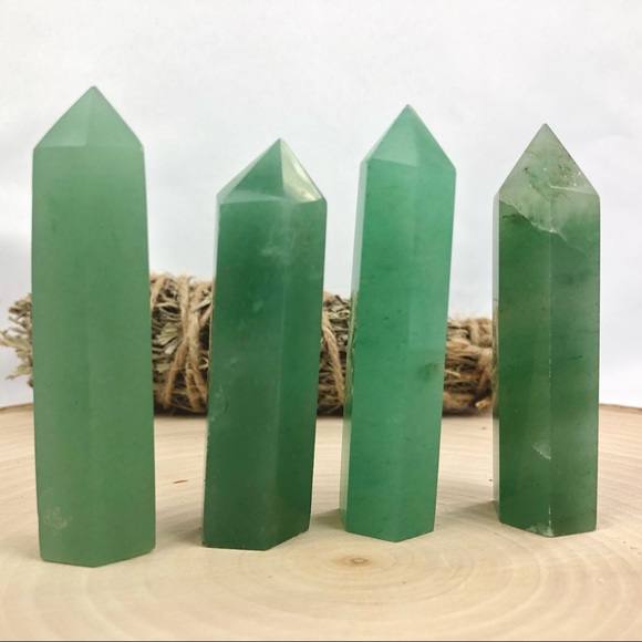 Green Aventurine Stone Healing Crystal Pyramid Tower Wand Point Obelisk Rock - Picture 3 of 8